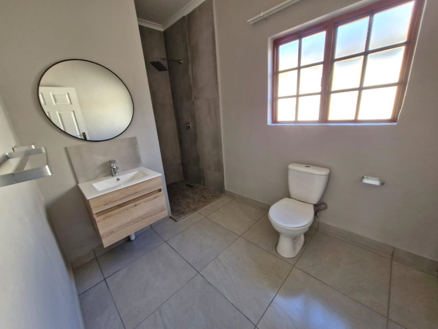 To Let 3 Bedroom Property for Rent in Meerhof North West